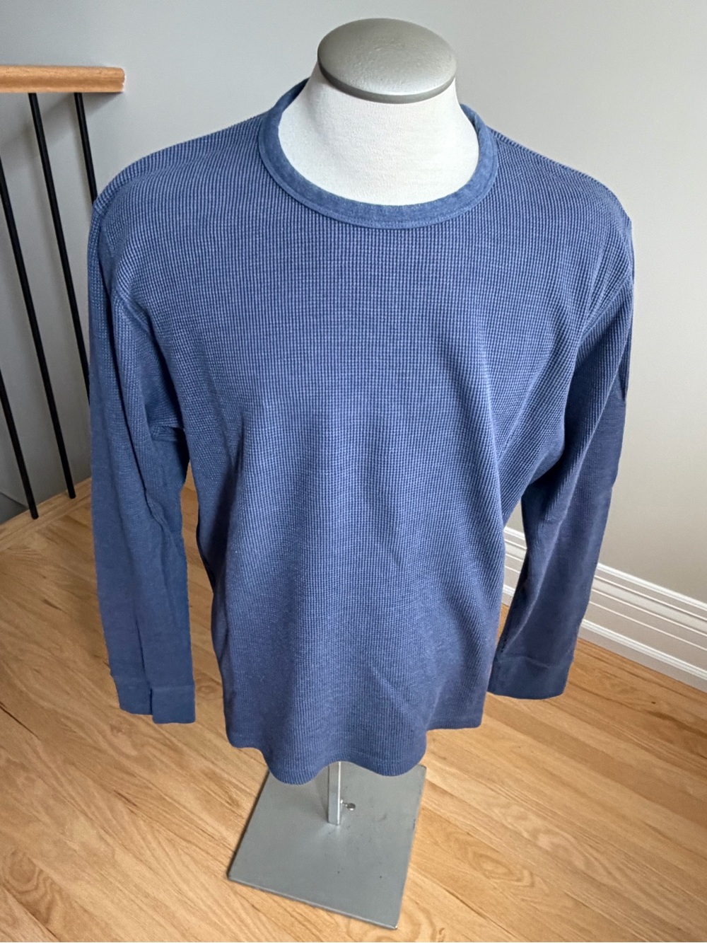 Uniqlo Men's Slate Blue Long-Sleeve Waffle Crewneck